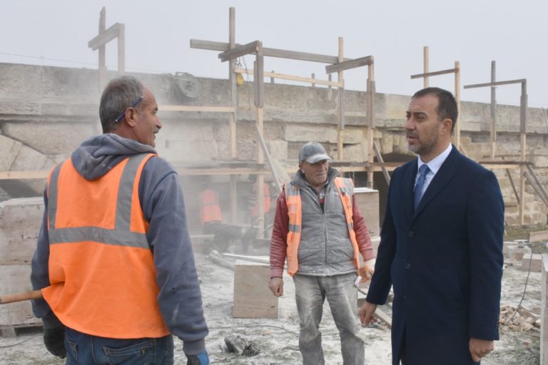 32 KÖPRÜDE ÇALIŞMALAR DEVAM EDİYOR