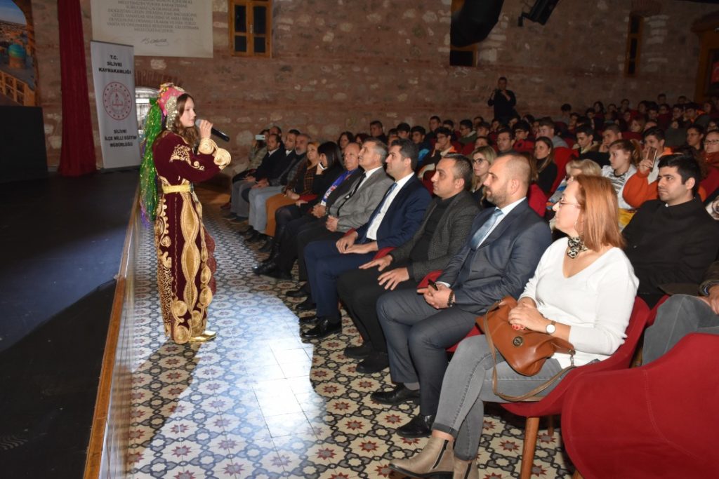 TÜRAM LİSESİ ÖĞRENCİLERİ BUHARA’YI TANITTI