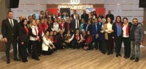 CHP KADIN KOLLARI FATMA ERÖZKAN İLE DEVAM KARARI ALDI