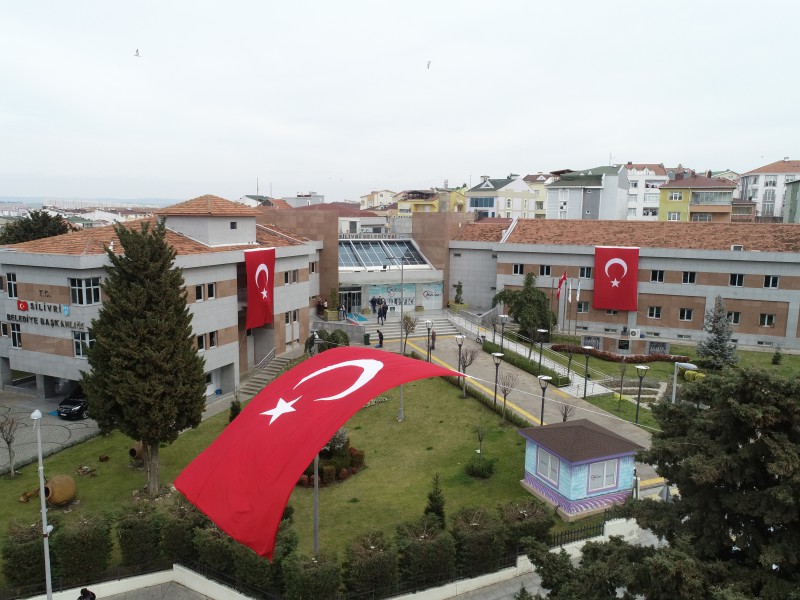 BAŞKAN YILMAZ’DAN BAYRAK ÇAĞRISI