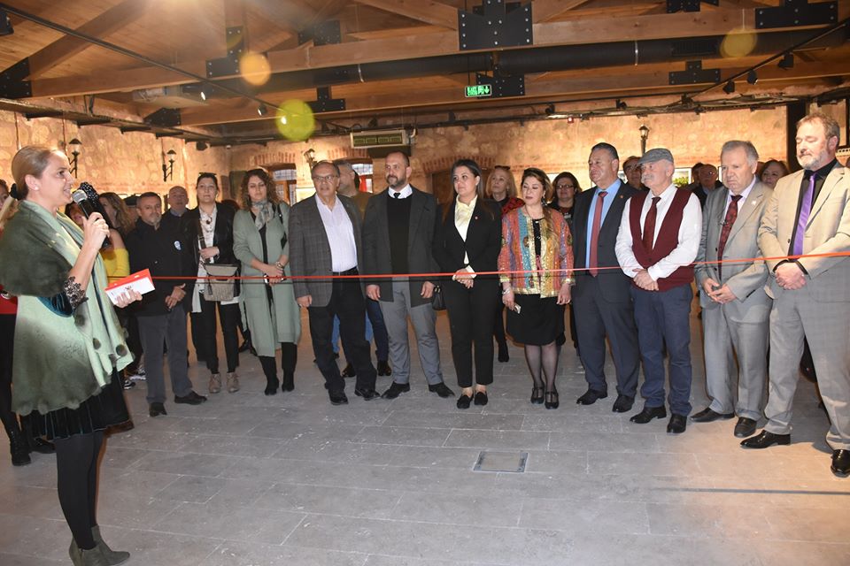 Karma Renkler sergisi açıldı