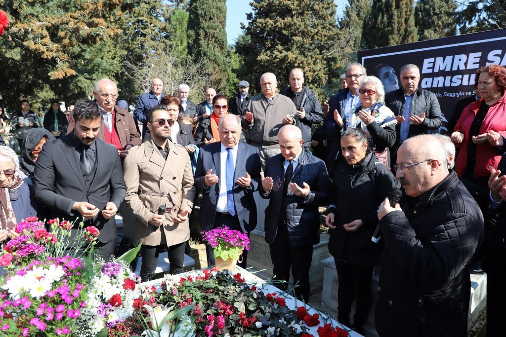 Emre Saltık vefatının 3. yılında kabri başında anıldı