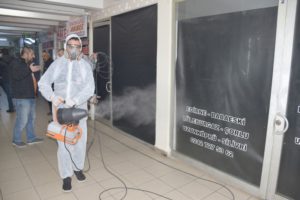 SİLİVRİ BELEDİYESİ VİRÜSE KARŞI DEZENFEKTASYONA HIZLA DEVAM EDİYOR