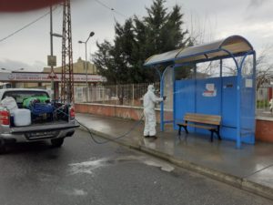 DEZENFEKTE İŞLEMİ DURAK VE PARKLARDA DEVAM EDİYOR