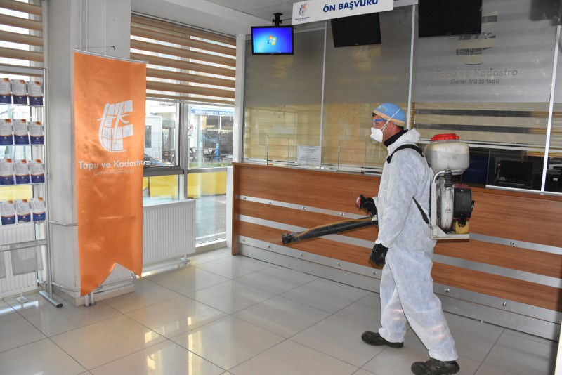 SİLİVRİ’DE DEZENFEKTE ÇALIŞMALARI ARTARAK DEVAM EDİYOR