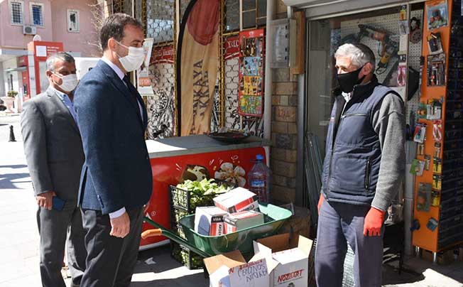 Yılmaz Selimpaşa esnafını ziyaret etti