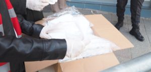 O İLÇEDE MASKESİZ DOLAŞMAK YASAKLANDI