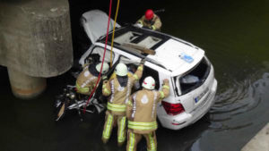 Silivri’de dereye düşen otomobilin sürücüsü hayatını kaybetti