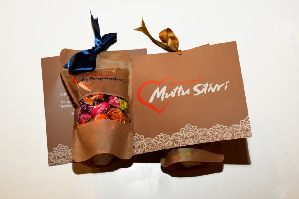 BAŞKAN YILMAZ’DAN BAYRAM ŞEKERİ İKRAMI