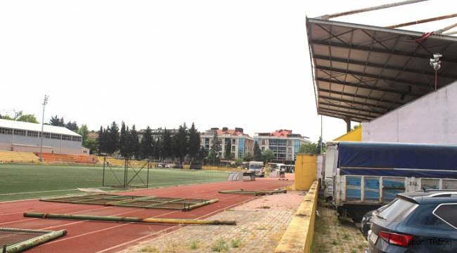 Tarihi Çatalca stadı yıkılıyor