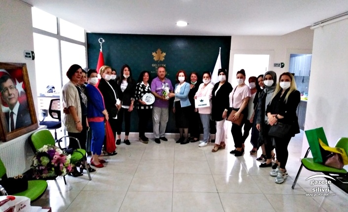 Gelecek Partisi İl Kadın Kolu ve ana kedemesi’nden Silivri ziyareti