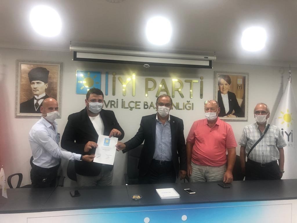 Silivri İYİ Partide Mahalle teşkilatlanma çalışmaları devam ediyor.