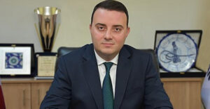 Bozoğlu,”Kurban Bayramı, bizlere Hz. İbrahim’in sadakatini, Hz. İsmail’in teslimiyetini yeniden hatırlatır.”