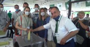 Dr. Ümit Beyatlı güven tazeledi