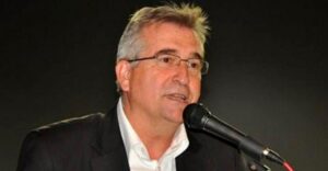 Eski Başkan Cem Kara hayata tutunamadı