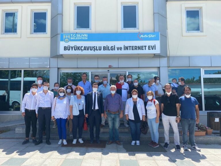 CHP SİLİVRİ BAYRAMIN SON GÜNÜ DE HEMŞEHRİLERLE BİR ARADAYDI