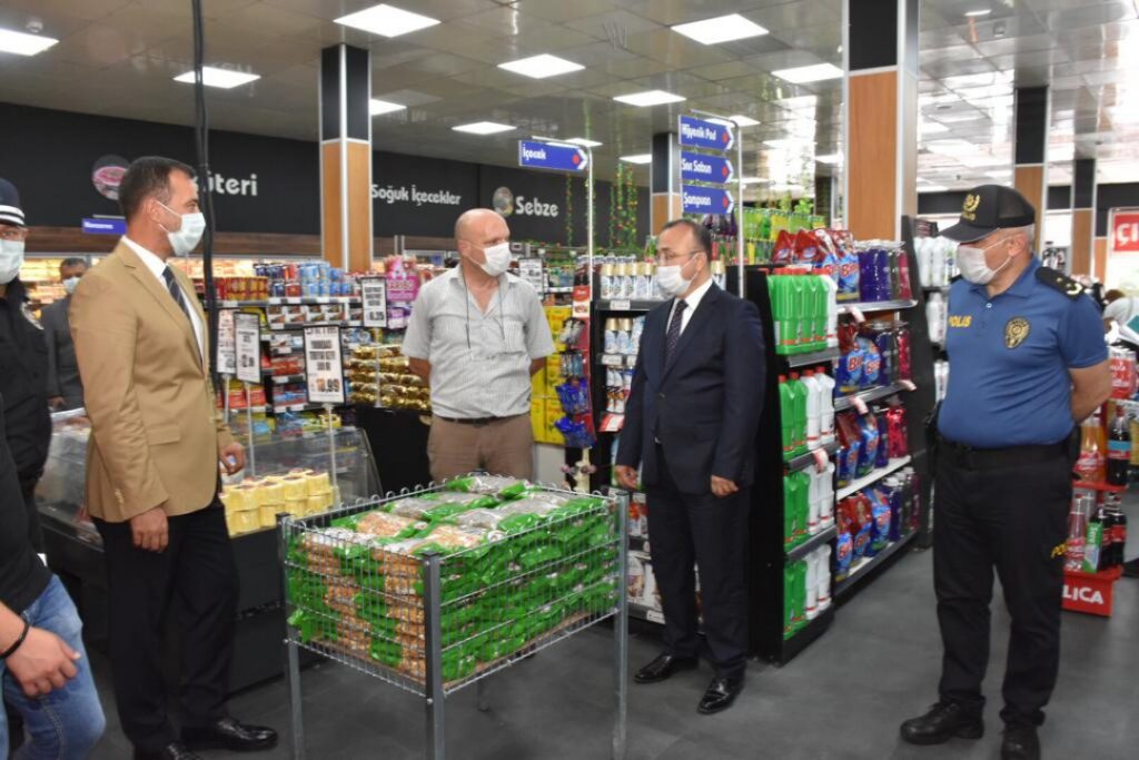 BAŞKAN YILMAZ KOVİD-19 DENETİMİNE KATILDI