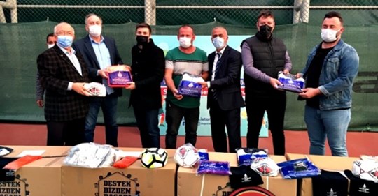 İBB’DEN AMATÖR SPOR KULÜPLERİNE MALZEME DESTEĞİ