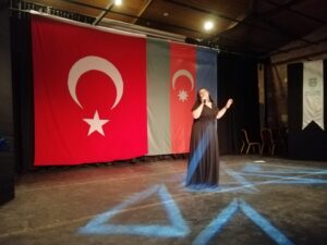 VİDADİQIZI ŞARKILARINI AZERBAYCAN-TÜRKİYE KARDEŞLİĞİ İÇİN SESLENDİRDİ