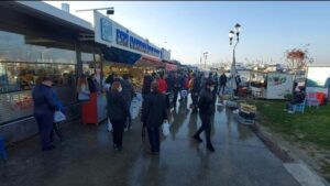 Silivri’de sosyal mesafe hiçe sayıldı