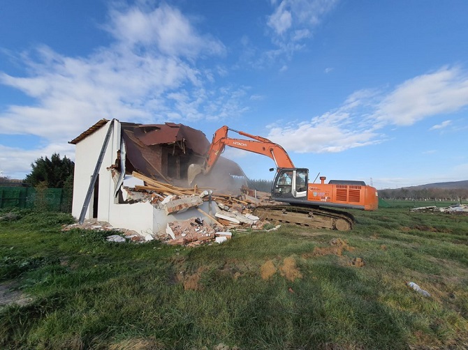 KAÇAK YAPI İLE MÜCADELE ÇANTA MAHALLESİNDE DEVAM ETTİ