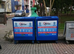 GERİ DÖNÜŞÜM KONTEYNERLERİ YENİLENDİ