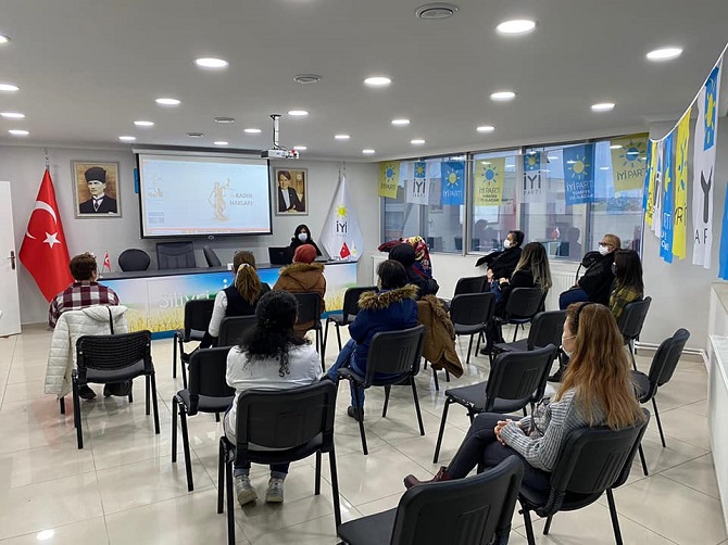 Silivrili İYİ Kadınlara Seminer