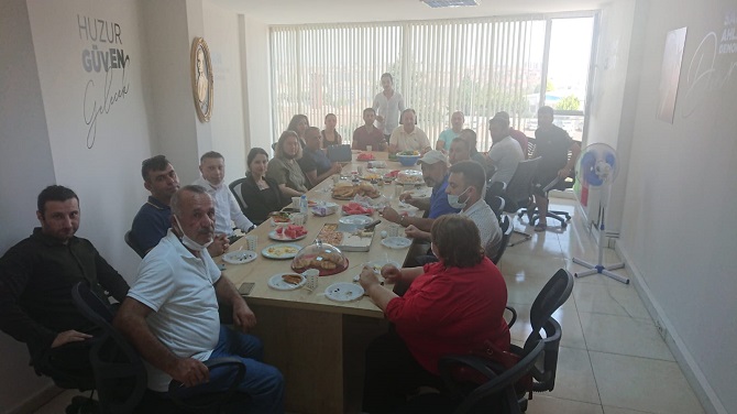 Silivri Gelecek Partisi kahvaltıda buluştu