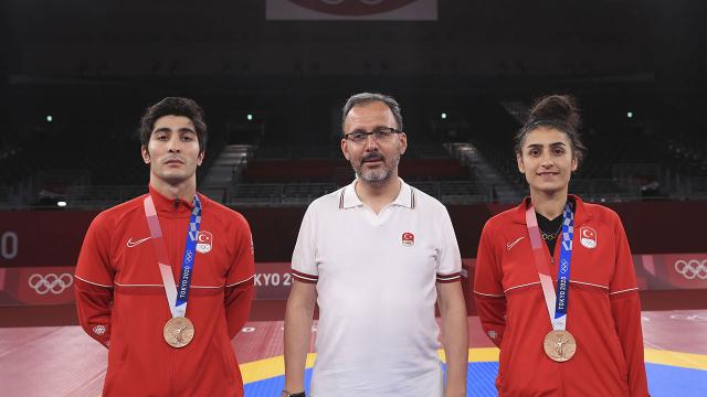 Türk tekvandocular Tokyo 2020’yi 2 madalyayla kapattı