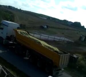 Silivri, İYİ Parti’den Hafriyat Kamyonları için uyarı geldi