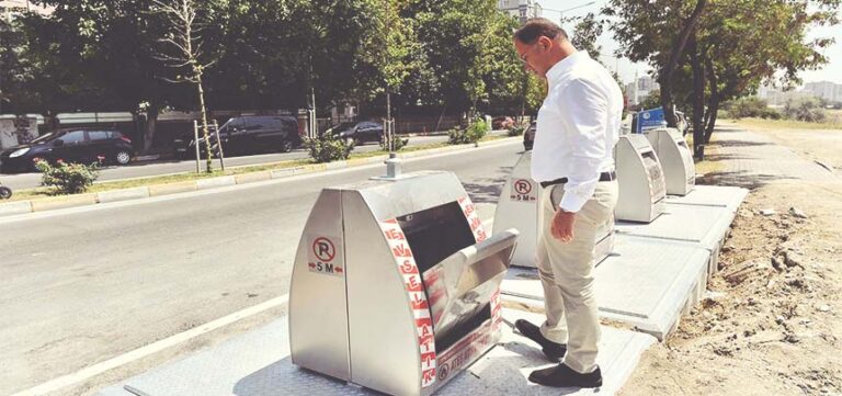 MODERN ÇÖP KONTEYNERLERİ BEYLİKDÜZÜ’NE ÇOK YAKIŞTI