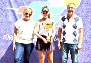 İREM KURTTAN ÇİFTE BİRİNCİLİK