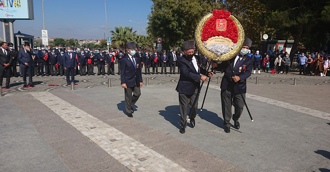 SİLİVRİ’DE, GAZİLER GÜNÜ RESMİ TÖRENLE KUTLANDI