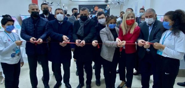 HAVUZLAR ORTAOKULU 4006 TÜBİTAK BİLİM FUARI AÇILDI!