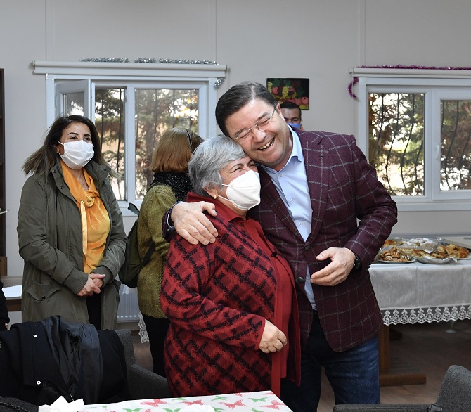 ALTIN YILLAR 2022 YILININ GELİŞİNİ ÇOŞKUYLA KUTLADI