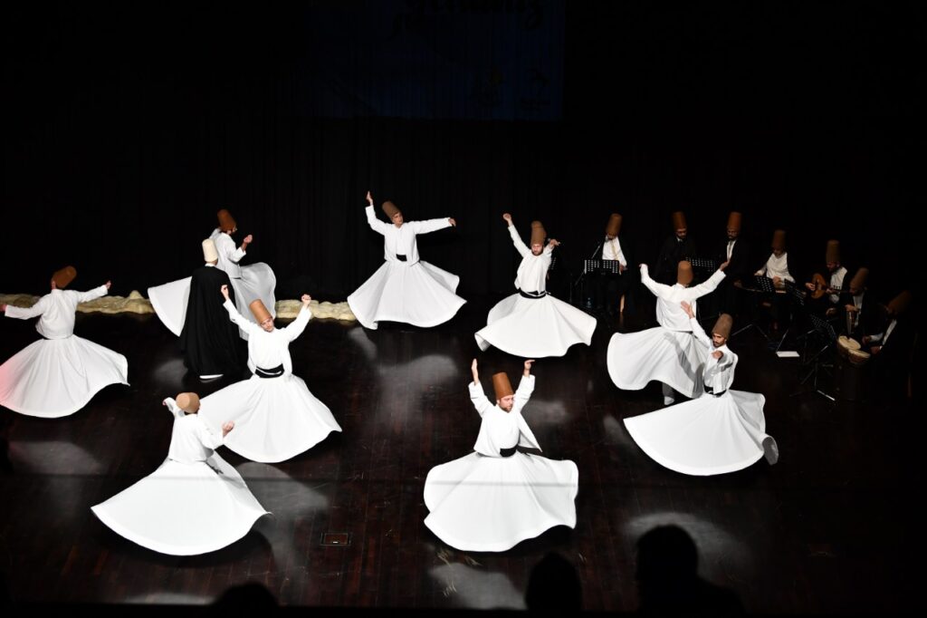 HZ. MEVLANA VUSLAT YILDÖNÜMÜNDE BEYLİKDÜZÜ’NDE ANILDI