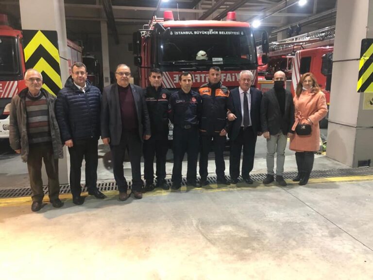 İYİ’ler’den Yılbaşı Mesaisi