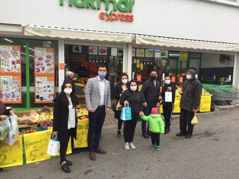 Maltepe Belediyesi’nden 350 çocuğa yılbaşı hediyesi