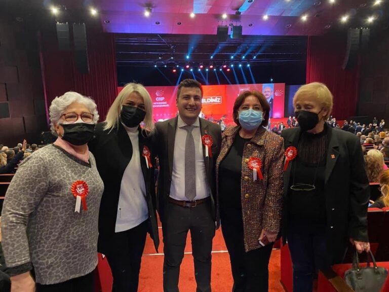 CHP SİLİVRİ ÖRGÜTÜ VEFA ÖDÜL TÖRENİNE KATILDI