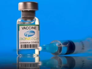 Dördüncü doz Pfizer – BioNTech aşısı antikor seviyesini beş kat artırıyor