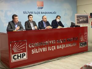 CHP SİLİVRİ BASIN TOPLANTISINDA VURDU GEÇTİ
