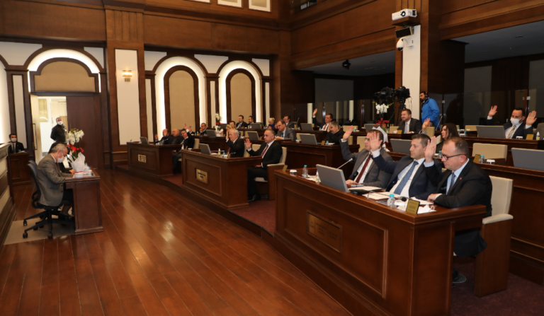 Büyükçekmece’de küçük esnafa büyük destek!