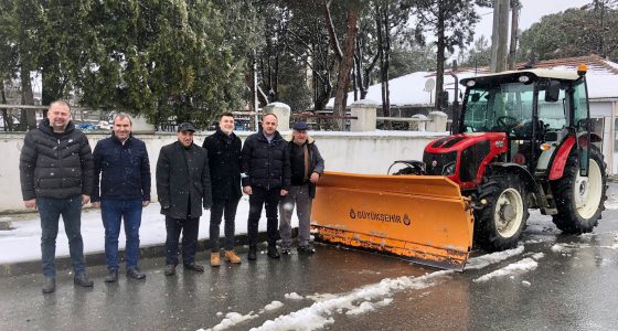 SİLİVRİ KARLA MÜCADELEDE İLK GÜNÜ SORUNSUZ GEÇİRDİ