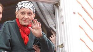 İSMİNE BİLE TAHAMMÜL EDEMİYORLAR!