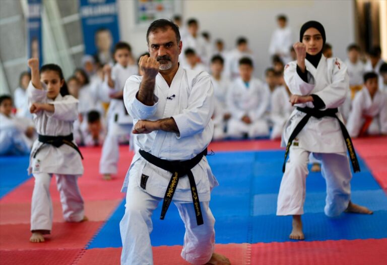 “Esenyurt’ta Çocuklar Karate İle Daha Güçlü”