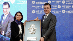 TEMELİNİ ATTIĞI CEMEVİNİ AÇAN İMAMOĞLU: TARTIŞMAK GEREKSİZ; CEMEVLERİ İBADETHANEDİR