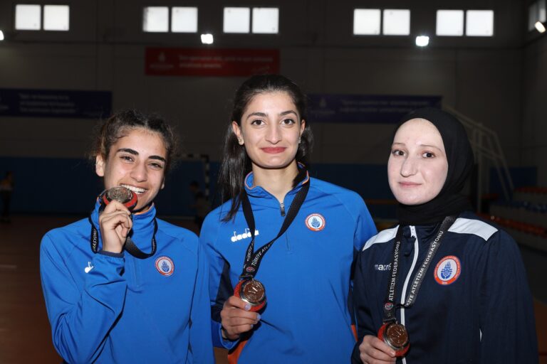 YILDIZ SPORCU TARAMA PROJESİ’NDEN ŞAMPİYONLAR SAHNESİNE