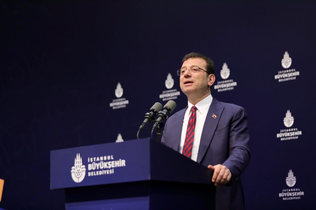 İMAMOĞLU, İFTARINI HALK EKMEK ÇALIŞANLARIYLA YAPTI