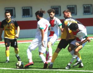 GÜZELCE’NİN ZİRVE KEYFİ: 3-0