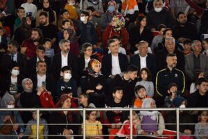 “Daha Güçlü Şekilde ‘İyi Ki Esenyurtluyuz’ Diyeceğiz”